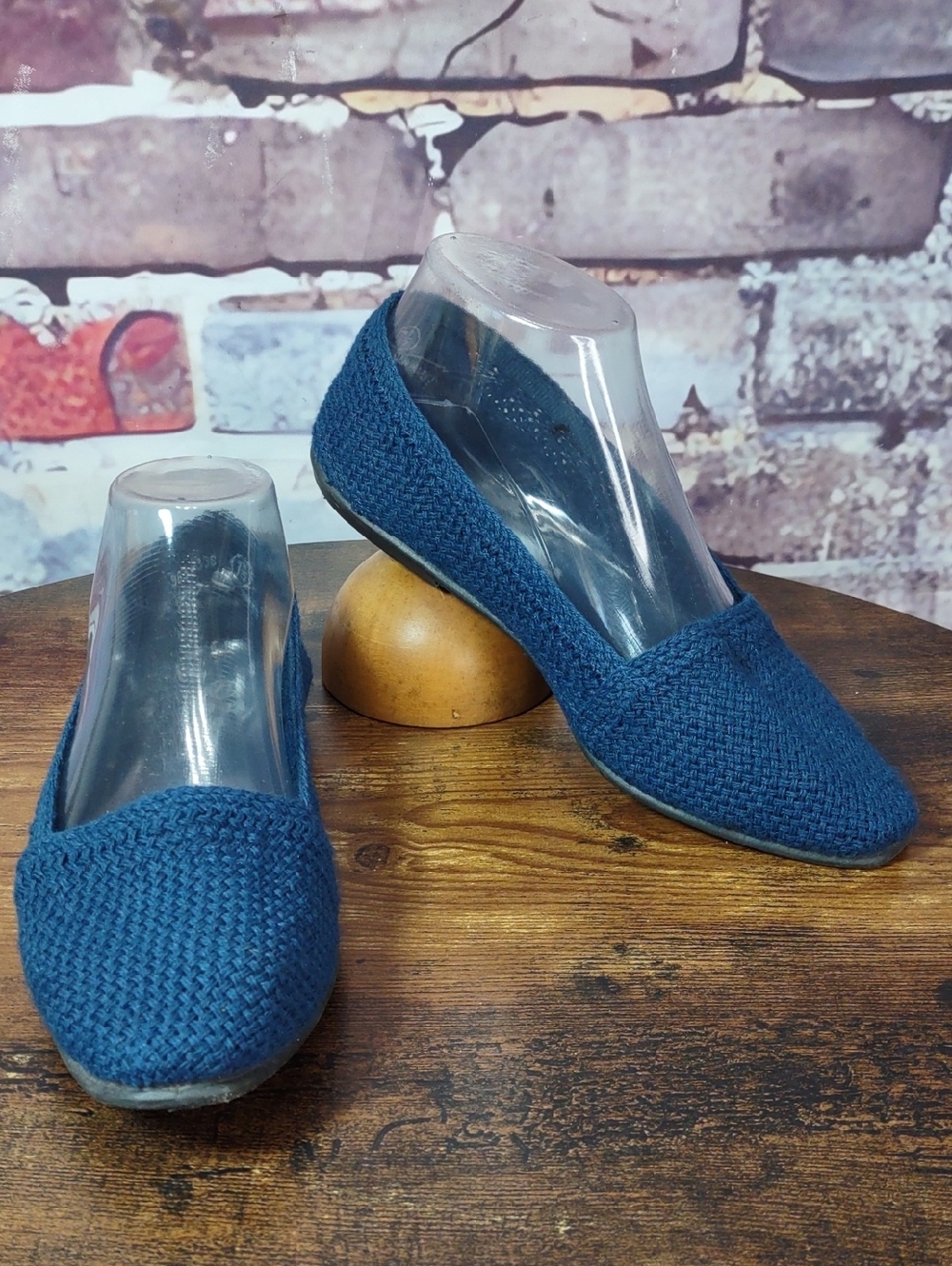 Sostanza Blue Knit Slip-On Flats